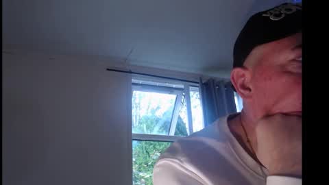 Snapshot of brodiecagney chatting on November 8, 2025, 9:09 am brodiecagney online show from November 8, 2025, 9:09 am