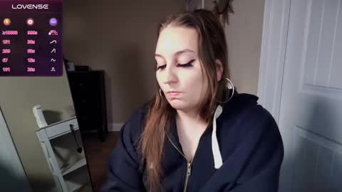 brookebee online show from December 13, 2024, 12:42 am