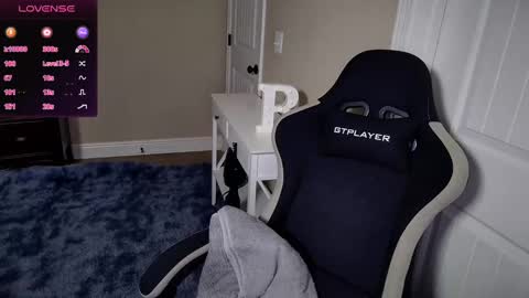 brookebee online show from March 8, 2025, 3:39 am