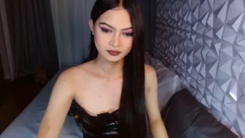 Snapshot of brownsausageroberta chatting on January 24, 2025, 7:51 am Roberta  GODDESS OF PLEASURE AND SEXUALDESIRE   online show from January 24, 2025, 7:51 am