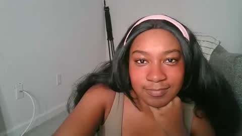Brownsuagrcutie online show from October 15, 2025, 8:42 pm
