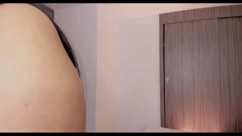 Snapshot of brunnahart chatting on January 4, 2025, 12:48 am     online show from January 4, 2025, 12:48 am