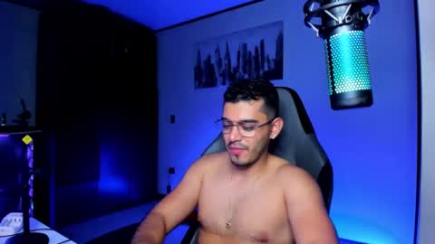 Snapshot of bruno_diaz31 chatting on February 26, 2025, 2:59 am Bruno online show from February 26, 2025, 2:59 am