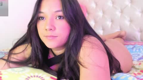 Snapshot of bryonny_ chatting on December 7, 2024, 4:03 pm Carly online show from December 7, 2024, 4:03 pm