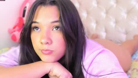 Snapshot of bryonny_ chatting on December 10, 2024, 7:00 pm Carly online show from December 10, 2024, 7:00 pm