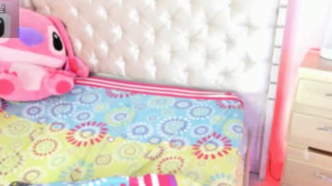 Snapshot of bryonny_ chatting on December 12, 2024, 4:53 pm Carly online show from December 12, 2024, 4:53 pm