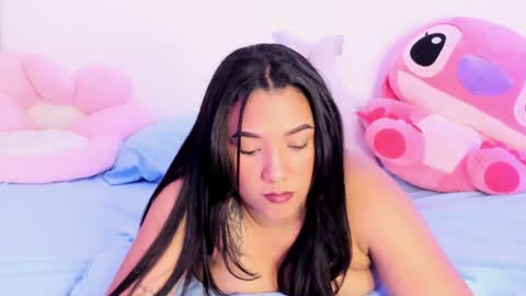 Snapshot of bryonny_ chatting on January 15, 2025, 4:11 pm Carly online show from January 15, 2025, 4:11 pm