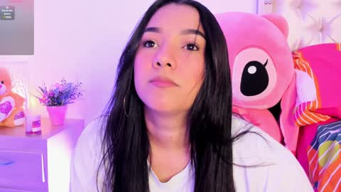 Snapshot of bryonny_ chatting on February 6, 2025, 1:43 pm Carly online show from February 6, 2025, 1:43 pm