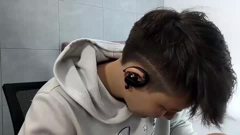 Snapshot of bug2025 chatting on September 27, 2025, 2:38 am bug2025 online show from September 27, 2025, 2:38 am