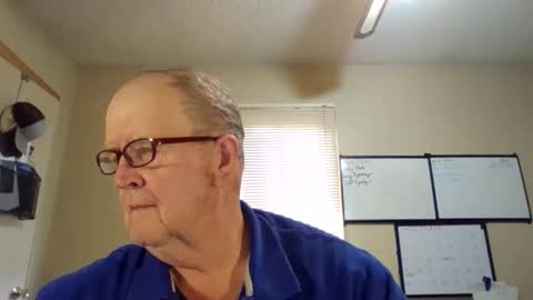 Snapshot of bullfrogg5050 chatting on November 9, 2025, 8:07 pm bullfrogg5050 online show from November 9, 2025, 8:07 pm