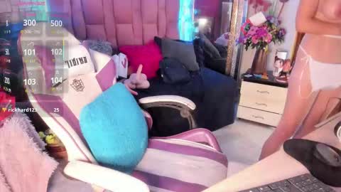 Snapshot of bulmasweetyose chatting on October 15, 2025, 9:26 pm bulmasweetyose  mommy submissive control milf lovense online show from October 15, 2025, 9:26 pm