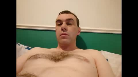 Snapshot of burtz909 chatting on September 28, 2025, 9:47 am burtz909 online show from September 28, 2025, 9:47 am