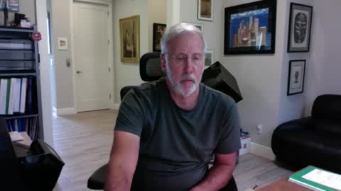 Snapshot of bustinout99 chatting on September 17, 2025, 6:42 pm afternoon wood online show from September 17, 2025, 6:42 pm