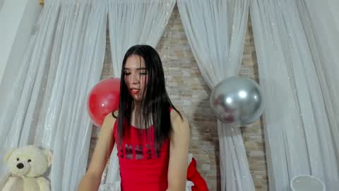 Snapshot of bylie_hills chatting on January 15, 2025, 5:05 pm bylie_hills online show from January 15, 2025, 5:05 pm