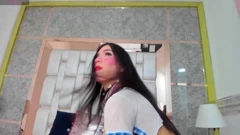 Snapshot of bylie_hills chatting on January 25, 2025, 8:10 am bylie_hills online show from January 25, 2025, 8:10 am