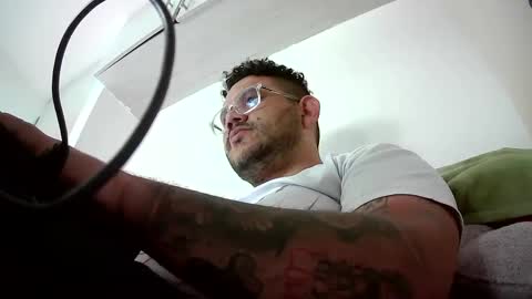 Snapshot of cachondo695 chatting on September 14, 2025, 6:18 pm Stevens online show from September 14, 2025, 6:18 pm