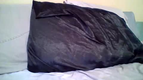 Snapshot of caligirl310r chatting on February 27, 2025, 7:26 pm Caligurl   Queen    Head Fluffer In Charge  Goddess of Cocktease   Mistress of Holes online show from February 27, 2025, 7:26 pm