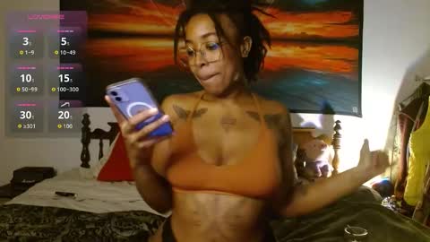 Snapshot of call_me_hedone chatting on September 25, 2025, 8:45 pm Hedone online show from September 25, 2025, 8:45 pm