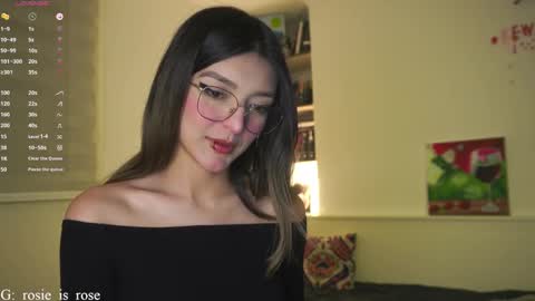 Snapshot of call_me_rosie chatting on January 25, 2025, 1:10 am   online show from January 25, 2025, 1:10 am