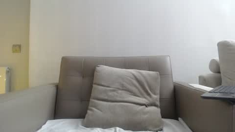 Snapshot of callme_kim chatting on December 29, 2024, 12:20 am callme_kim online show from December 29, 2024, 12:20 am