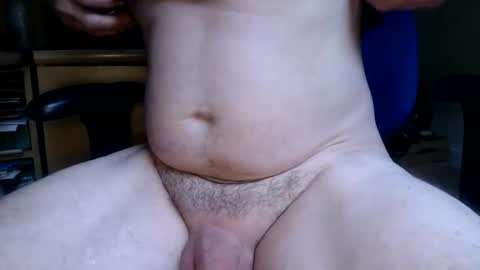 Snapshot of callum4you chatting on October 11, 2025, 12:58 pm callum4you online show from October 11, 2025, 12:58 pm