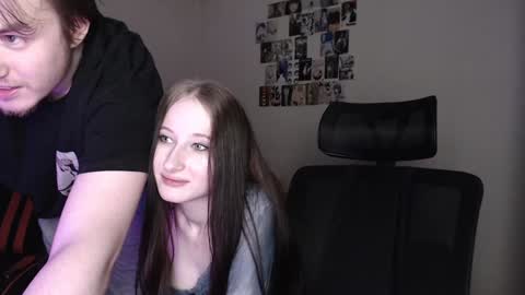 Snapshot of camcoupgang chatting on January 10, 2025, 3:39 am Rayon Gosuslug and Kirieshka Gosuslug online show from January 10, 2025, 3:39 am