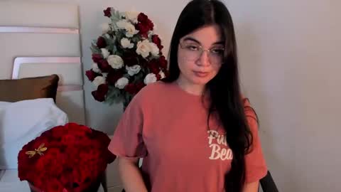 Snapshot of camilasofiia chatting on February 19, 2025, 12:14 am Camila online show from February 19, 2025, 12:14 am