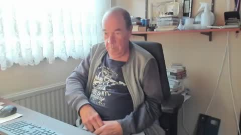 Cammee online show from December 2, 2024, 9:56 am