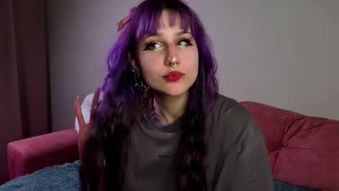 Snapshot of candiceflorine chatting on November 11, 2025, 7:30 am I am Lola u can call me Hello Kitty online show from November 11, 2025, 7:30 am