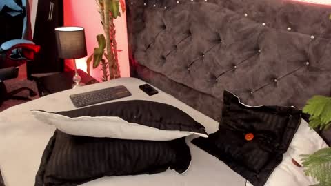 Snapshot of candy_canne__ chatting on December 13, 2024, 7:32 pm CamilaInstagram candy canne Pvt open online show from December 13, 2024, 7:32 pm