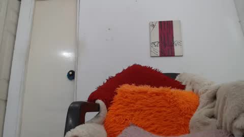 Snapshot of candy_cumy1 chatting on January 14, 2025, 12:43 am Dayan Camila online show from January 14, 2025, 12:43 am