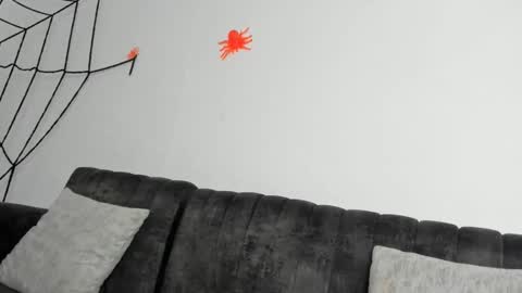 Snapshot of candy_cumy1 chatting on October 18, 2025, 8:15 am Dayan Camila online show from October 18, 2025, 8:15 am