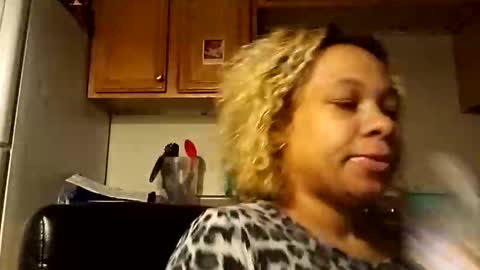 Snapshot of candyredxo2024 chatting on September 15, 2025, 2:22 am candyredxo2024 online show from September 15, 2025, 2:22 am