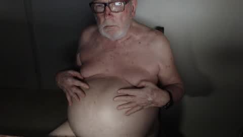 Snapshot of capt5105 chatting on February 23, 2025, 4:02 pm capt5105 online show from February 23, 2025, 4:02 pm