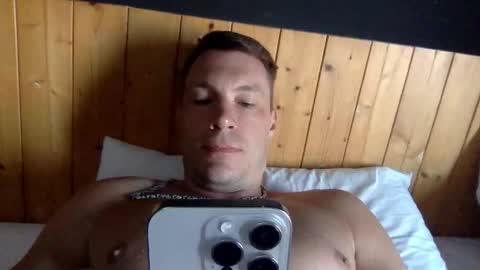 Snapshot of capt_oliver chatting on February 9, 2025, 4:04 am follow my twitter  online show from February 9, 2025, 4:04 am