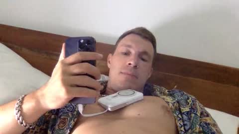 Snapshot of capt_oliver chatting on September 30, 2025, 4:34 pm follow my twitter  online show from September 30, 2025, 4:34 pm