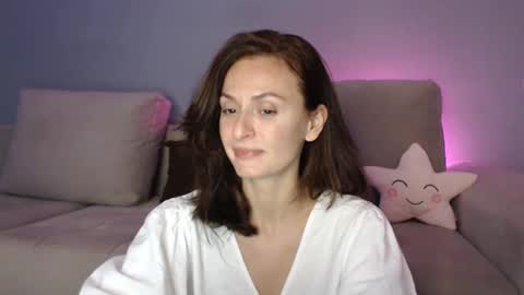 Snapshot of carakat chatting on December 4, 2024, 11:24 pm carakat online show from December 4, 2024, 11:24 pm