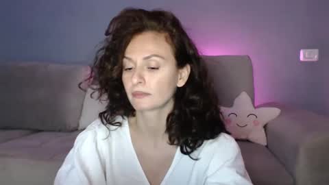 Snapshot of carakat chatting on February 1, 2025, 10:44 pm carakat online show from February 1, 2025, 10:44 pm