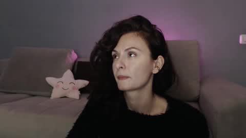 Snapshot of carakat chatting on February 19, 2025, 11:36 pm carakat online show from February 19, 2025, 11:36 pm