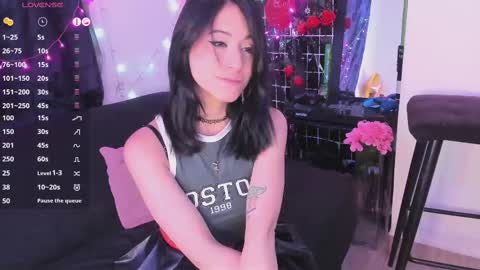 Snapshot of carla_smith__ chatting on February 10, 2025, 11:45 pm Carla online show from February 10, 2025, 11:45 pm