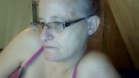 Snapshot of carleeswoman08 chatting on February 14, 2025, 6:40 pm carleeswoman08 online show from February 14, 2025, 6:40 pm