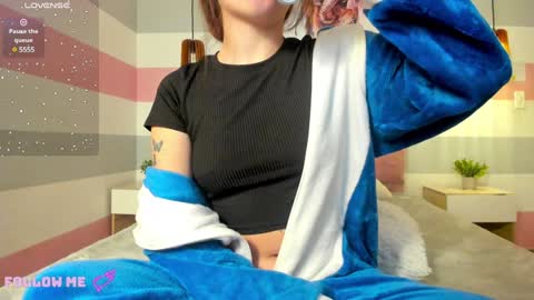 Carol  online show from January 20, 2025, 1:32 pm