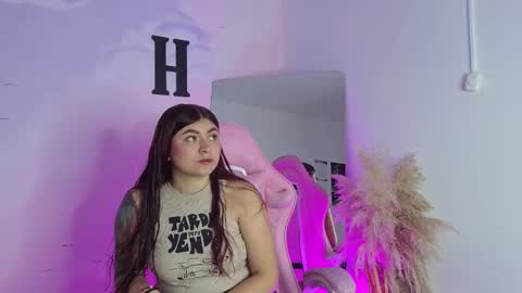 Snapshot of carolay759687 chatting on September 18, 2025, 3:08 am carolay759687 online show from September 18, 2025, 3:08 am