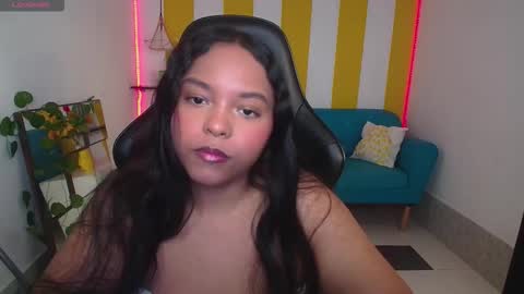 Snapshot of carollkiss chatting on October 7, 2025, 11:18 am carollkiss online show from October 7, 2025, 11:18 am