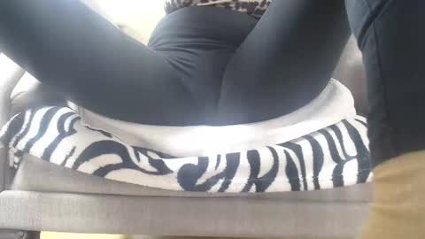 Snapshot of cassandra_joy chatting on February 16, 2025, 3:38 pm Cassandra joy online show from February 16, 2025, 3:38 pm