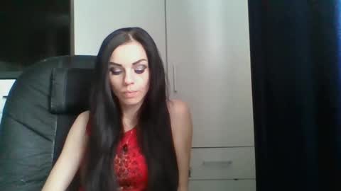 Cassie online show from October 7, 2025, 1:08 pm