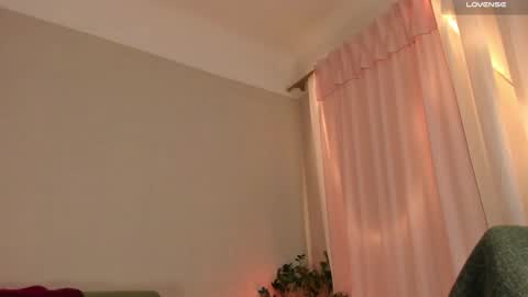 Snapshot of cassisland chatting on January 31, 2025, 9:16 pm  cassandra  online show from January 31, 2025, 9:16 pm