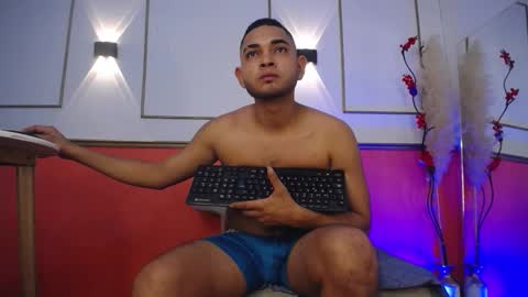 Snapshot of cat_2_ chatting on November 7, 2025, 4:12 am cat_2_ online show from November 7, 2025, 4:12 am