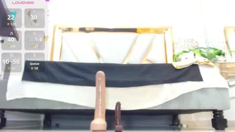 Snapshot of catalillina_love1 chatting on February 12, 2025, 11:51 am Cata online show from February 12, 2025, 11:51 am