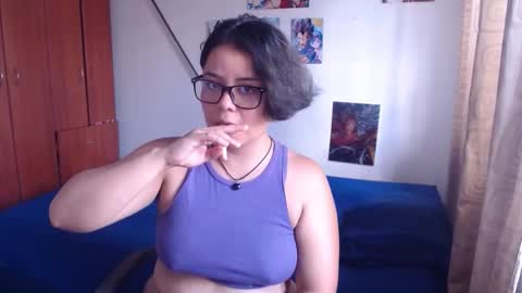 catalinaa_lovee online show from October 6, 2025, 5:21 pm